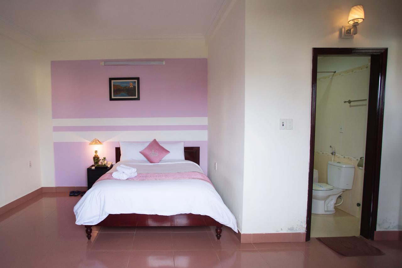 Casablanca Boutique Hotel Hue Bagian luar foto