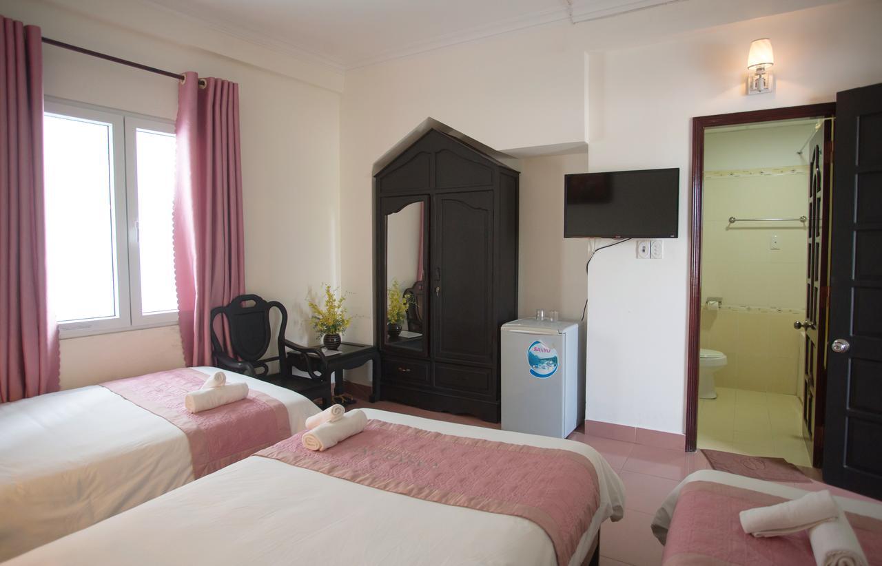 Casablanca Boutique Hotel Hue Bagian luar foto